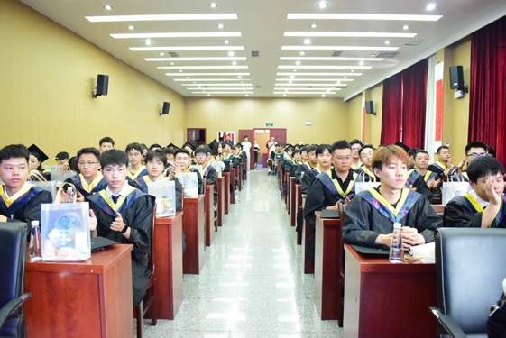 说明:图示, 示意图

中度可信度描述已自动生成:ver1